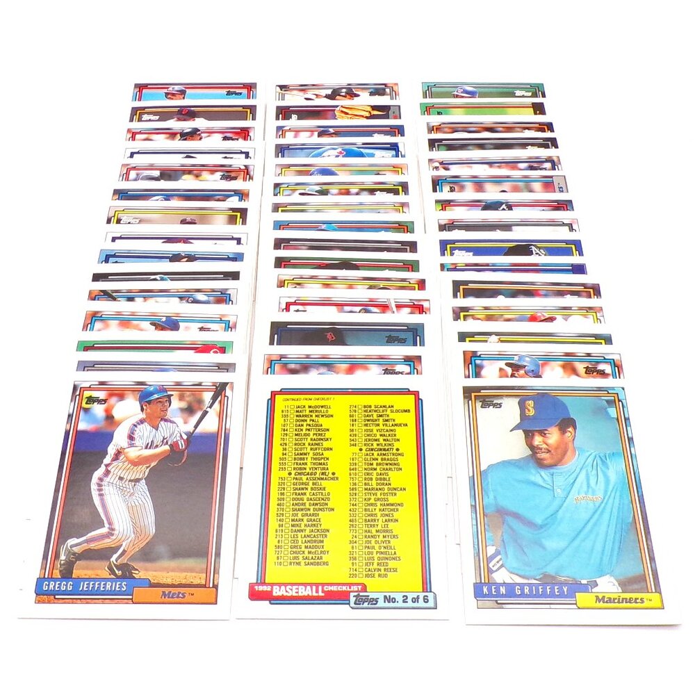 45 1992 Topps Major League Baseball Cards